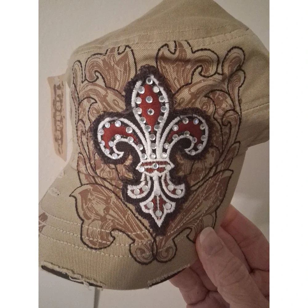 Leader hat cap